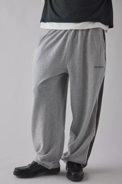 harri-paneled-wide-leg-sweatpants-grey